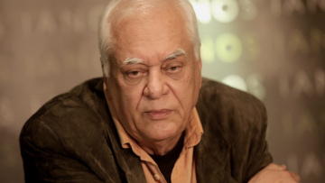 Θανάσης Καρτερός: Πώς ο αρθρογράφος της «Αυγής» προήχθη σε επικεφαλής στο γραφείο τύπου του πρωθυπουργού