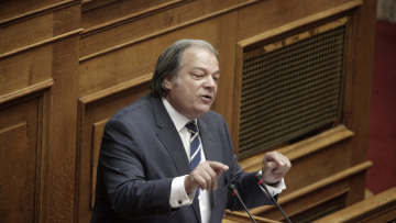 Κατσίκης: Δεν θα ψηφίσω την αλλαγή φύλου στα 15, το ίδιο και οι ΑΝΕΛ