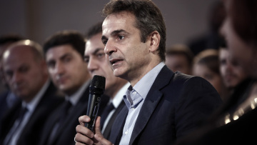 Μητσοτάκης: Στήριξη των επιχειρήσεων με φορολογικά κίνητρα