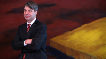 Γερμανία: Πρώην δικαστής αναλαμβάνει σύμβουλος εξωτερικής πολιτικής της Μέρκελ