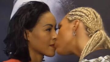 Βίντεο: Γυναίκα μποξέρ φίλησε την αντίπαλό της πριν μπουν στο ρινγκ