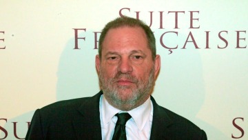 Ο Χάρβεϊ Γουάινσταϊν παραιτείται από την εταιρεία παραγωγής του