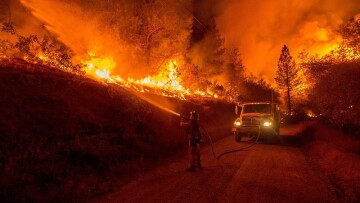Καλιφόρνια: Τους 42 έφτασαν οι νεκροί από τις πυρκαγιές