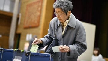 Στις κάλπες οι Ιάπωνες