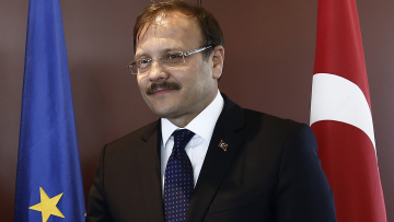 Οικονομικές σχέσεις, προσφυγικό και ζητήματα... εκπαίδευσης στις συναντήσεις του Χακάν Τσαβούσογλου 