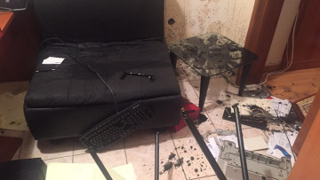 «Μου είπαν "μην ξανακάνεις πλειστηριασμούς" και κατέστρεψαν τα πάντα», λέει η συμβολαιογράφος στα Εξάρχεια