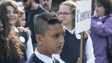 Σκληρή ανάρτηση από ιερέα της Κρήτης για την επίθεση στον Αμίρ