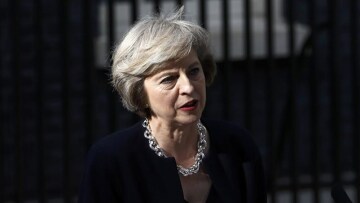Τερέζα Μέι: Προβληματισμένη από τις καταγγελίες για παρενόχληση εντός του Κοινοβουλίου 