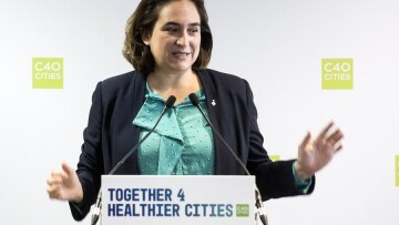 Δήμαρχος Βαρκελώνης για Πουτζδεμόντ: Οδήγησε την Καταλονία «στην καταστροφή» και εξαφανίστηκε