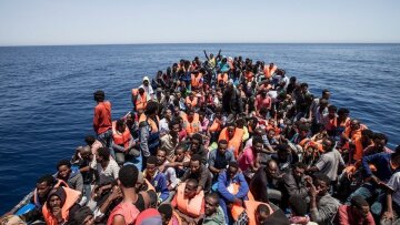 Ισπανία: Περισσότεροι από 250 πρόσφυγες και μετανάστες διασώθηκαν στη Μεσόγειο