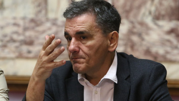 Τσακαλώτος: Πάνω από 1 εκατ. νοικοκυριά θα επηρεάσει το μέρισμα