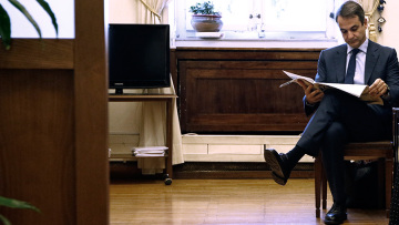 ΝΔ: Θα ψηφίσουμε «ναι» επί της αρχής για το ψηφοθηρικό επίδομα Τσιπρα