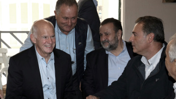 Παπανδρέου: Μήνυμα ενότητας και συλλογικής ανασύνταξης