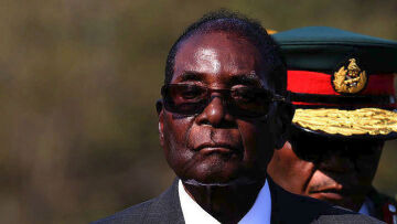 Ζιμπάμπουε: Διορία στον πρόεδρο Μουγκάμπε να παραιτηθεί μέχρι το μεσημέρι της Δευτέρας