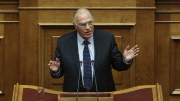 Λεβέντης: Σφοδρή κριτική για πλημμύρες και την απουσία Τσίπρα 