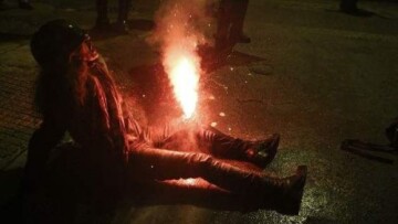 Τραυματισμός-σοκ στα Εξάρχεια: Προσπάθησαν να αποσωληνώσουν τη δικηγόρο, αλλά δεν κατέστη δυνατό