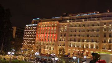 Η «Λάμψα» ανακοίνωσε την εξαγορά του ιστορικού ξενοδοχείου King George