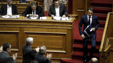 ΝΔ για βλήματα: Να κληθούν στη Βουλή Παπαδόπουλος και ο επικεφαλής της ΕΥΠ