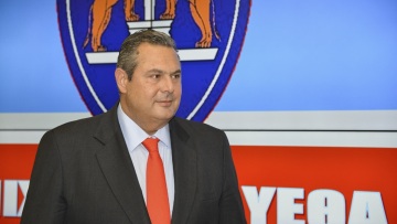 Καμμένος για τα βλήματα: Δεν υπάρχει συμφωνία - Έχει λήξει από τις 10 Οκτωβρίου