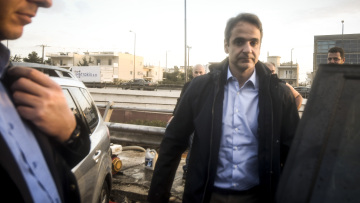 Στην Μάνδρα για δεύτερη φορά ο Κυριάκος Μητσοτάκης