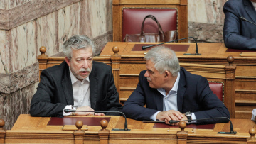 Μήνυση κατά Τόσκα και Κοντονή από την Λαϊκή Ενότητα για τα χημικά στο Ειρηνοδικείο