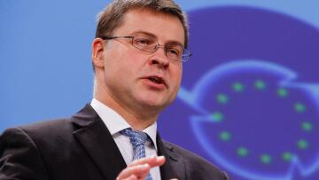 Ντομπρόβσκις: Τώρα πρέπει να δοθεί έμφαση στην υλοποίηση των μεταρρυθμίσεων