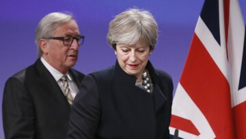 Brexit: Χωρίς συμφωνία μετά τη συνάντηση Γιούνκερ - Μέι