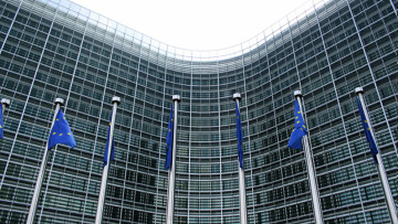 Ευρωπαίος αξιωματούχος: Τα μέτρα για συντάξεις-αφορολόγητο θα εφαρμοστούν και χωρίς το ΔΝΤ