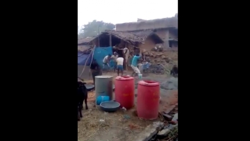 Δείτε πώς τσακώνονται στην Ινδία