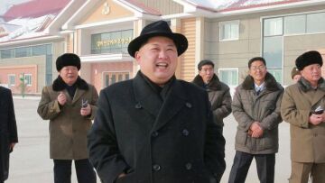 Προειδοποιούν οι ειδικοί: Το νέο υποβρύχιο βαλλιστικών πυραύλων του Κιμ Γιονγκ Ουν σοβαρή απειλή για τις ΗΠΑ 