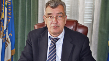 Δήμαρχος Λέσβου: Για εθνικούς λόγους πρέπει να αποφευχθεί η αύξηση του ΦΠΑ