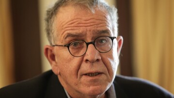 Μουζάλας: Εσείς φταίτε για τις κακές συνθήκες διαβίωσης στη Μόρια!