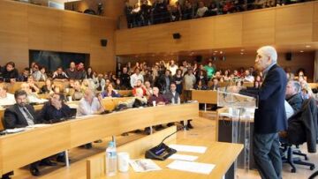 Υψηλοί τόνοι στο δημοτικό συμβούλιο της Θεσσαλονίκης - Εγκρίθηκε ο προϋπολογισμός για το 2018