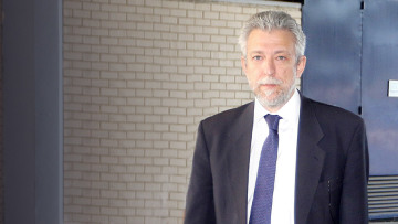 Επιμένει ο Κοντονής για το πόθεν έσχες των δικαστών: Να δηλώνουν μετρητά και πολύτιμα είδη