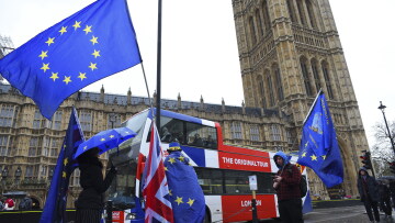 Ποιο Brexit; Πάνω από τους μισούς Βρετανούς θα ήθελαν παραμονή στην ΕΕ