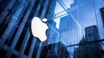 Η Apple το επιβεβαίωσε: Κάτι τρέχει με τα παλαιότερα iPhones