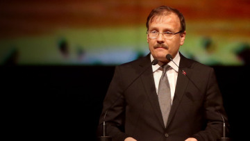 Απίστευτες απειλές Τσαβούσογλου: Μπορεί να μην μείνει χώρα για να προστατεύσετε