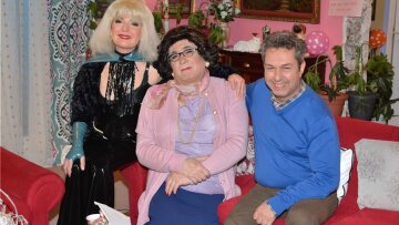 Δέκα Μικροί Μήτσοι: Δείτε τι νούμερα τηλεθέασης σημείωσε η πολυαναμενόμενη πρεμιέρα