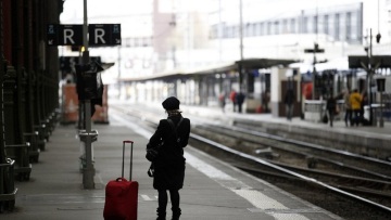 Μπαράζ απεργιακών κινητοποιήσεων στη Γαλλία