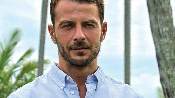 Ο Ντάνος... αυτοαποθεώνεται: «Δεν περίμενα να είναι τόσο καλό το βιβλίο μου»