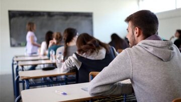 Σχολεία: Πώς θα γίνει η επιστροφή σε Γυμνάσια και Λύκεια - Τι θα γίνει με βαθμολογίες και απουσίες