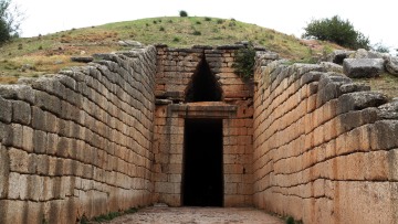 Γερμανοί αρχαιολόγοι: Ο μυκηναϊκός πολιτισμός δεν οδηγήθηκε στην παρακμή εξαιτίας των σεισμών