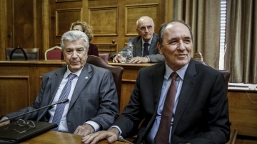 Εθελούσια έξοδο και στο βάθος... απολύσεις προανήγγειλε ο πρόεδρος της ΔΕΗ
