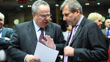 Λύση στο Σκοπιανό σε δύο εβδομάδες «βλέπει» ο επίτροπος Χαν