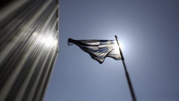 Νέα θετικά μηνύματα προς αγορές και οίκους αξιολόγησης από την ταχεία μείωση του δημοσίου χρέους