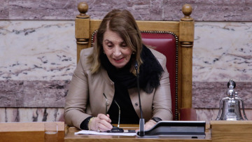 H Τασία ξέχασε το «λιάζονται» και ζητά plan b για το προσφυγικό 