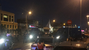 Απόδραση κρατουμένων στο λιμάνι του Πειραιά - Πυροβολισμοί μέσα σε γκαράζ πλοίου