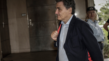 «Αγκάθι» στις συζητήσεις κυβέρνησης με τους θεσμούς οι ιδιωτικοποιήσεις
