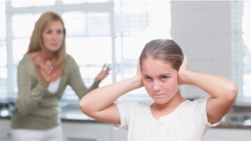 Ανυπάκουο παιδί: Γιατί «κοντράρεται» με τους γονείς του;