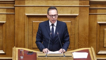 Στουρνάρας για Novartis: Εκβιάστηκαν οι τρεις προστατευόμενοι μάρτυρες, έχουν εκκρεμότητες με Εφορία και Δικαιοσύνη!